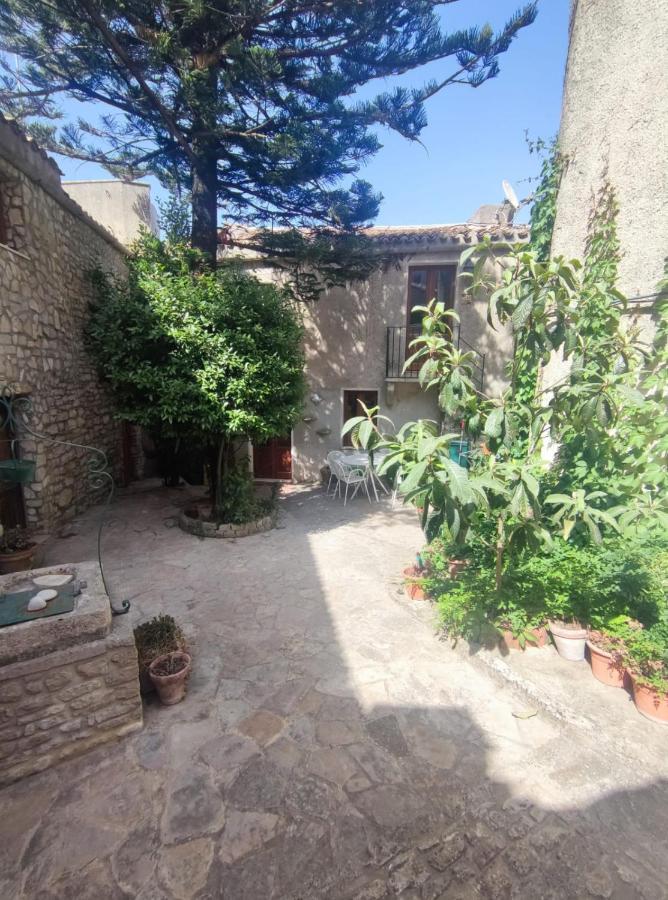 Cortile Via Sales 11 Διαμέρισμα Erice Εξωτερικό φωτογραφία